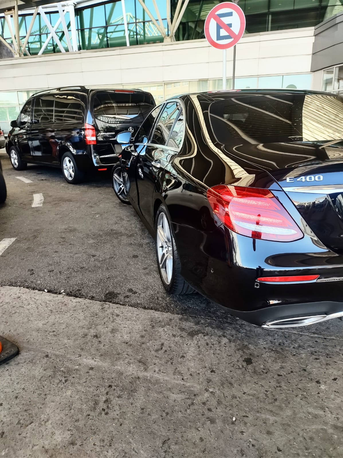 Mercedes E400 trasero aeropuerto
